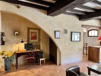 Hotel Porte De Camargue Hotel in Arles