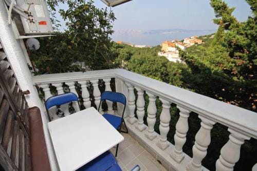 Apartments and rooms with parking space Klenovica, Novi Vinodolski - 5590 Hotel in Lika-Senj County