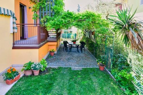 Welcome Traveller DIVINE CECILE Hotel in Garda