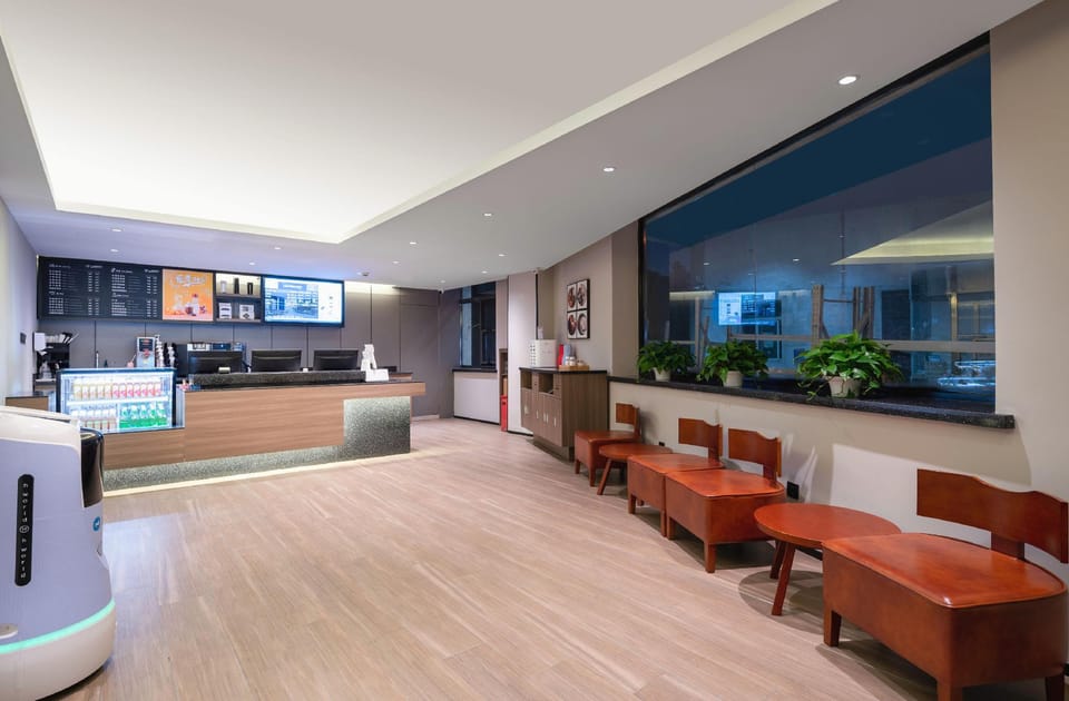 Hanting Hotel Beijing Communication University of China Metro Station Hotel in Beijing