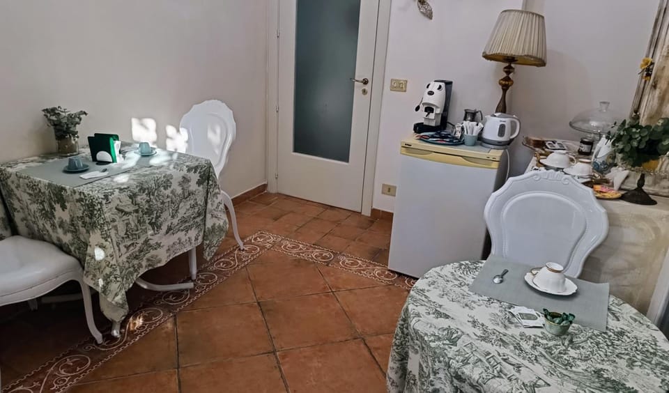 Relais L'eucalipto  Bed and Breakfast in Campania