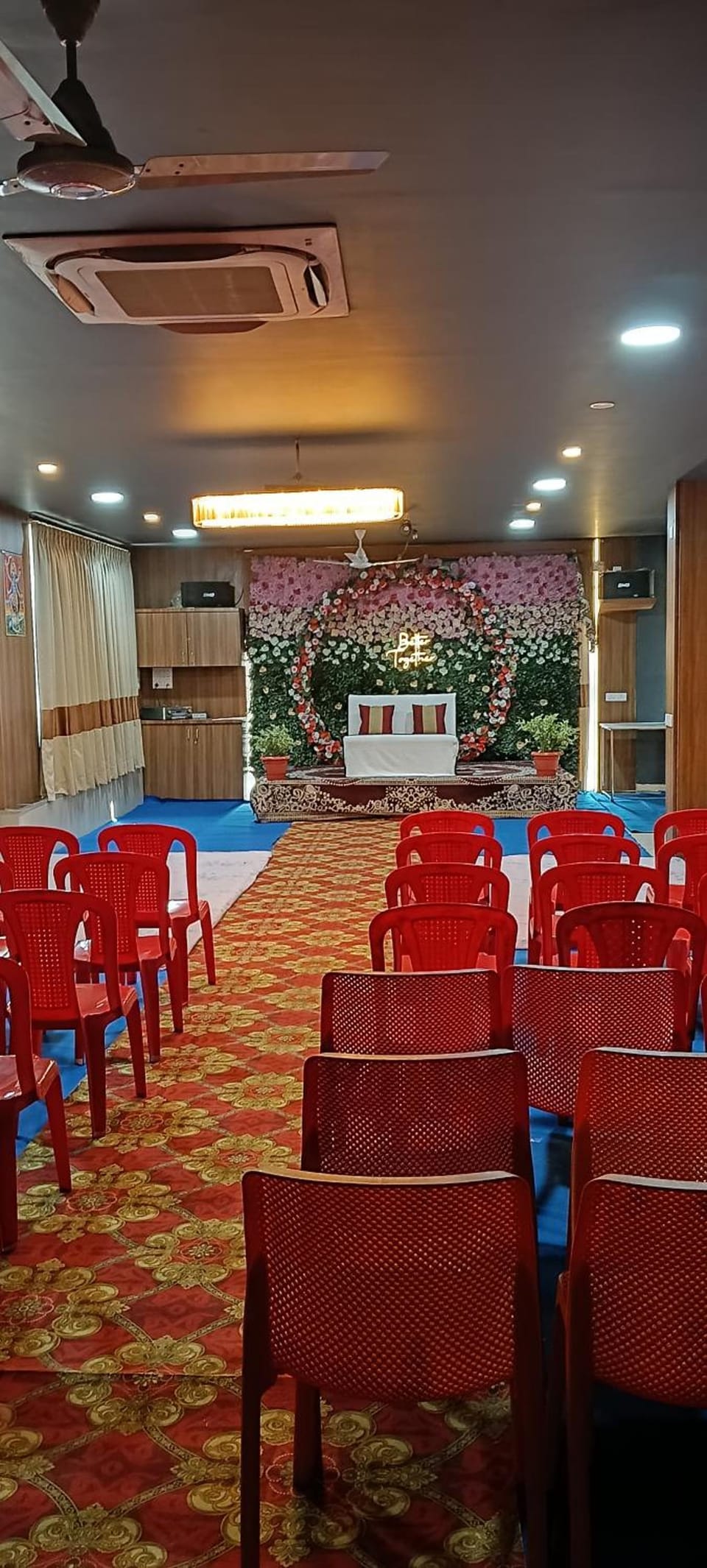 Shree 9NB Hotels, Pithampur Hotel in India