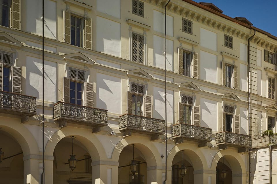 Look To Hotel in Turin