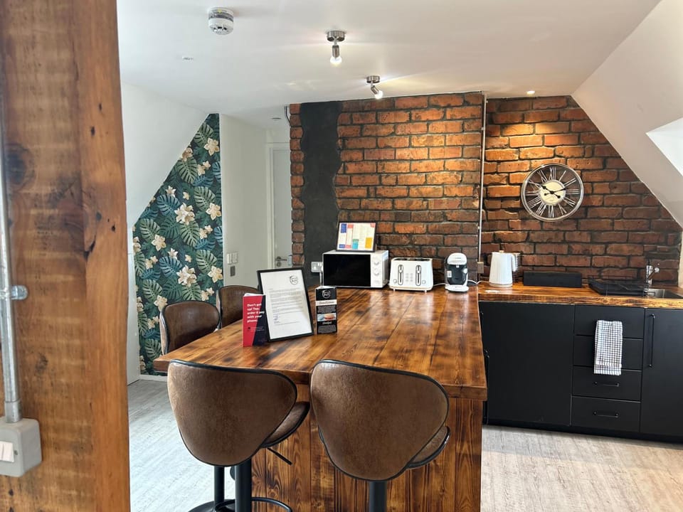 Cardiff Arms Bistro & Hotel Hotel in Wales