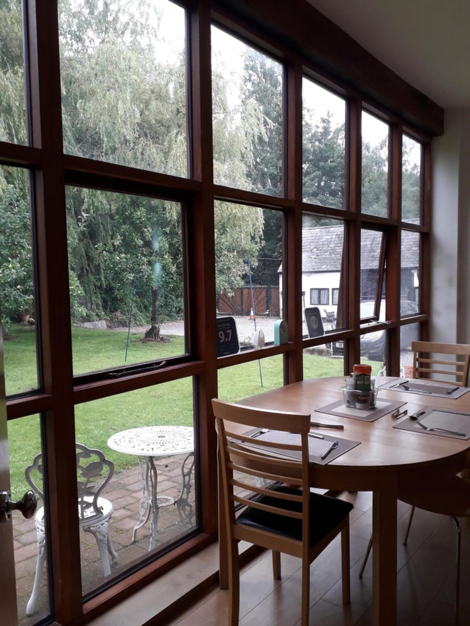 Brook Barn B&B Hotel in Widnes