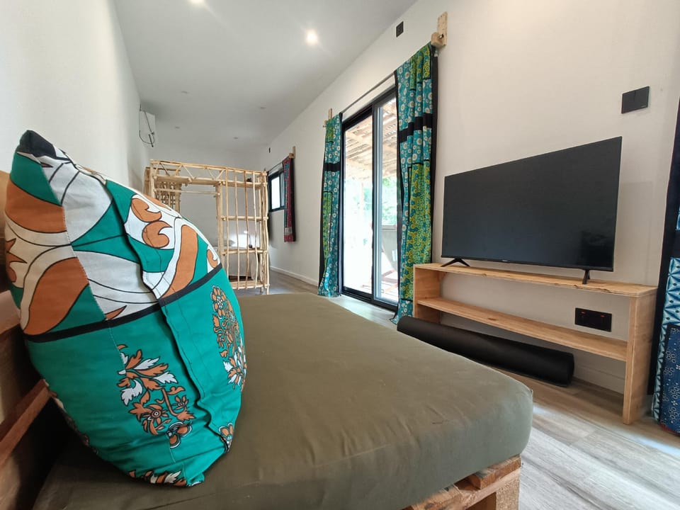 Skippers Coliving Diani - Adults only Hotel in Diani Beach