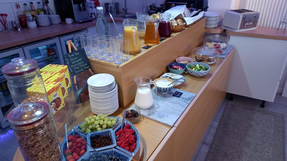 Ivybridge Guesthouse Hotel in Wales