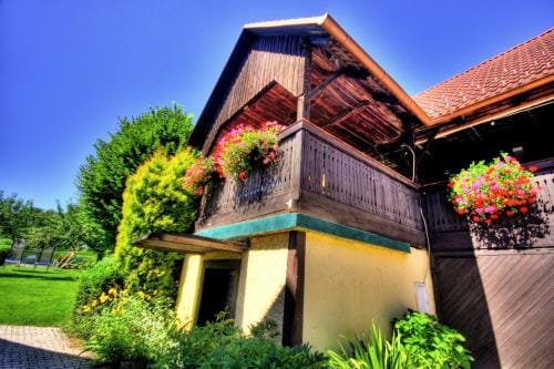 Pension DOBERNIG - CONTACTLESS CHECK IN/STAY Hotel in Klagenfurt