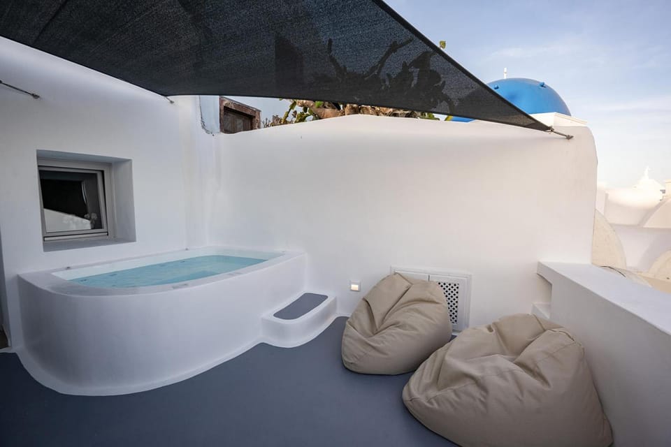 Three Domes Oia - an Iconic Collection Hotel in Oia