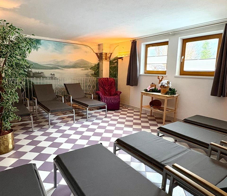 Landhaus Rosengartl Krimml Hotel in Salzburgerland