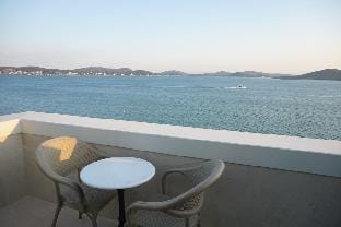 Kıvrakzade Otel Hotel in İzmir Province
