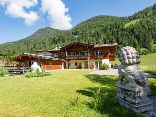 Romantik Pension Lehrberg Hotel in Salzburgerland