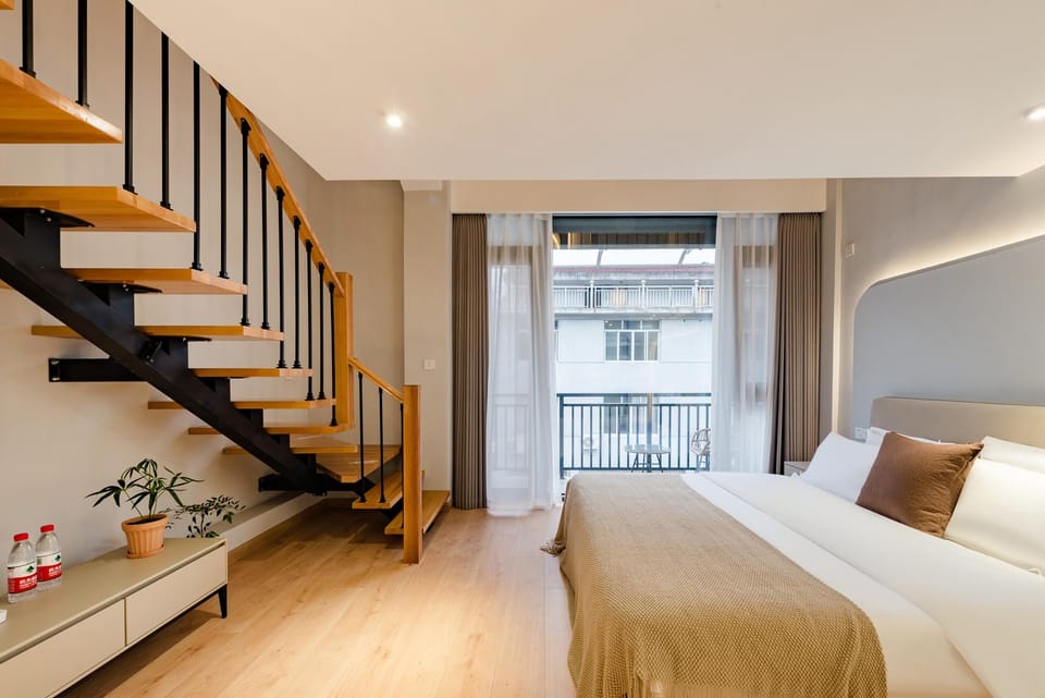 Floral Hotel Jinyun Xiandu Lumingxuan Homestay Hotel in Zhejiang