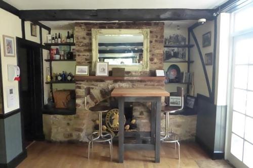 The Crown Inn, Kemerton Inn in Wychavon District