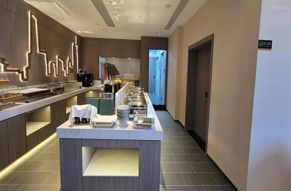 Langliz Hotel - Tianjin Railway Station Italian Style Street Branch Hotel in Tianjin
