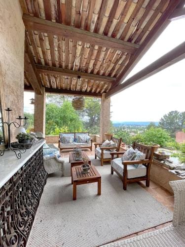 Le jardin secret de Laura Hotel in Flayosc