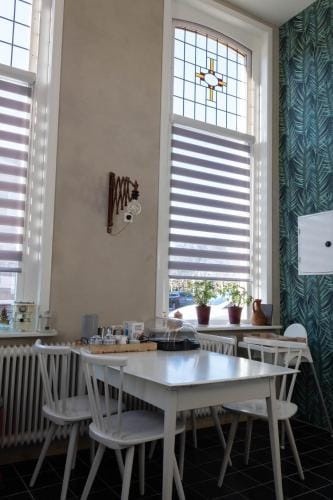 Familie- en Groepsverblijf Het Voorhuis Hotel in North Brabant (province)