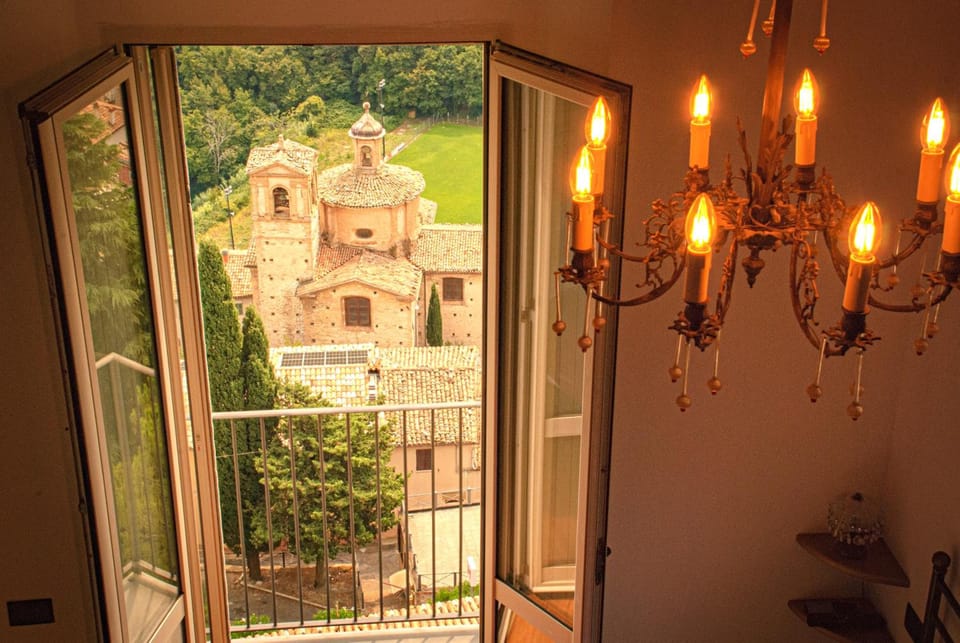 Rocca Contrada Relais  Resort in Umbria