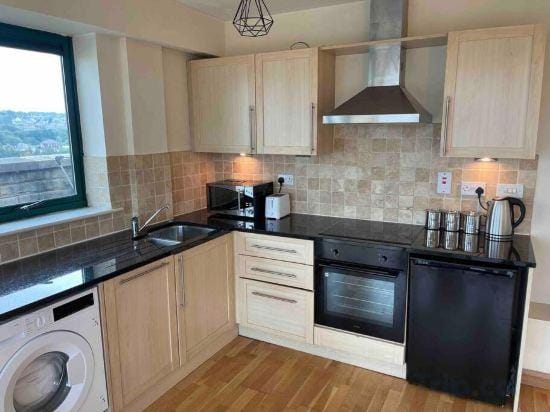 DCL Serviced Apartment Hotel in Bradford