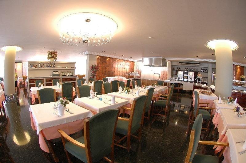 Arenal Hotel in Ibiza