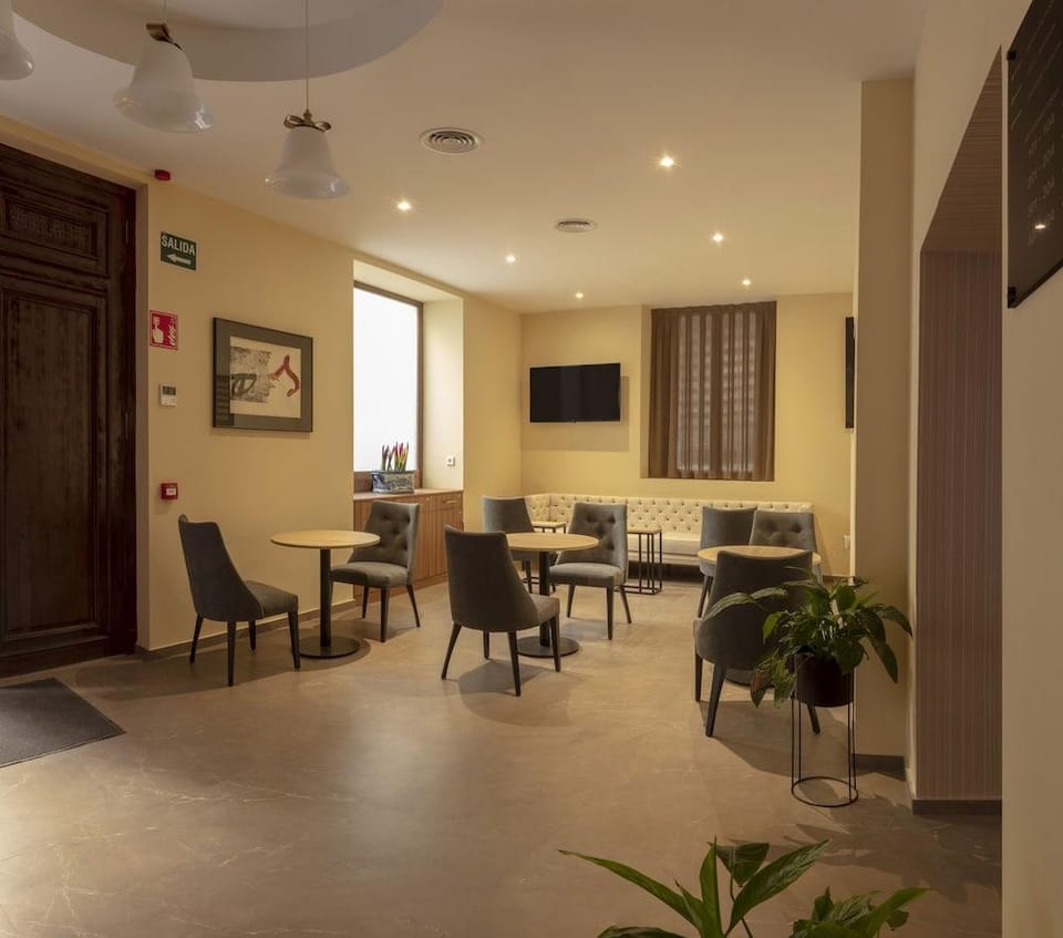 SH Suite Palace Hotel in Valencia