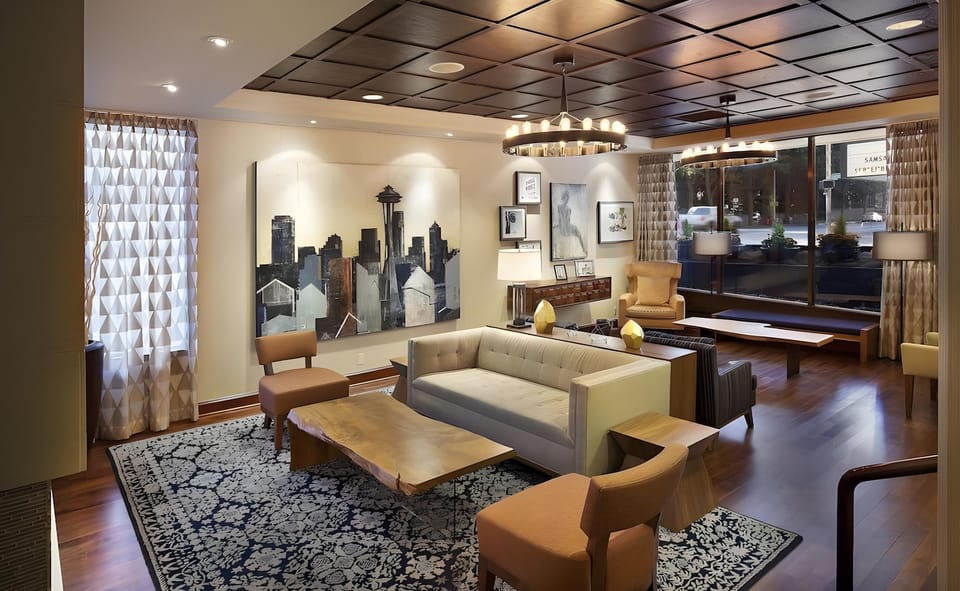 Warwick Seattle Hotel in Belltown