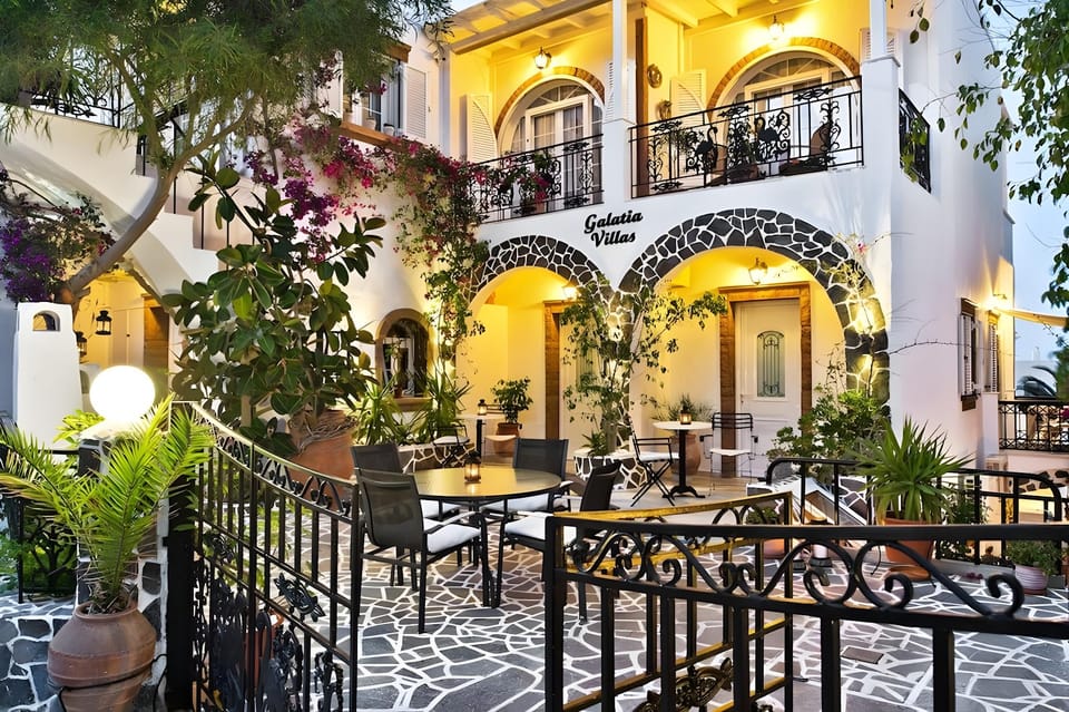 Galatia Villas Hotel in Thera