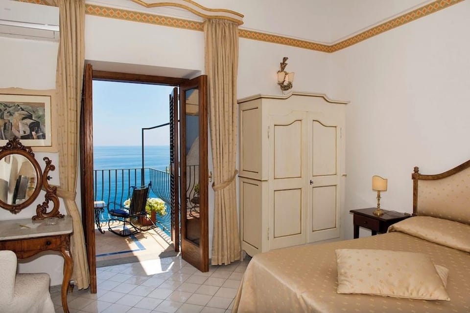 HOTEL MIRAMARE Hotel in Positano