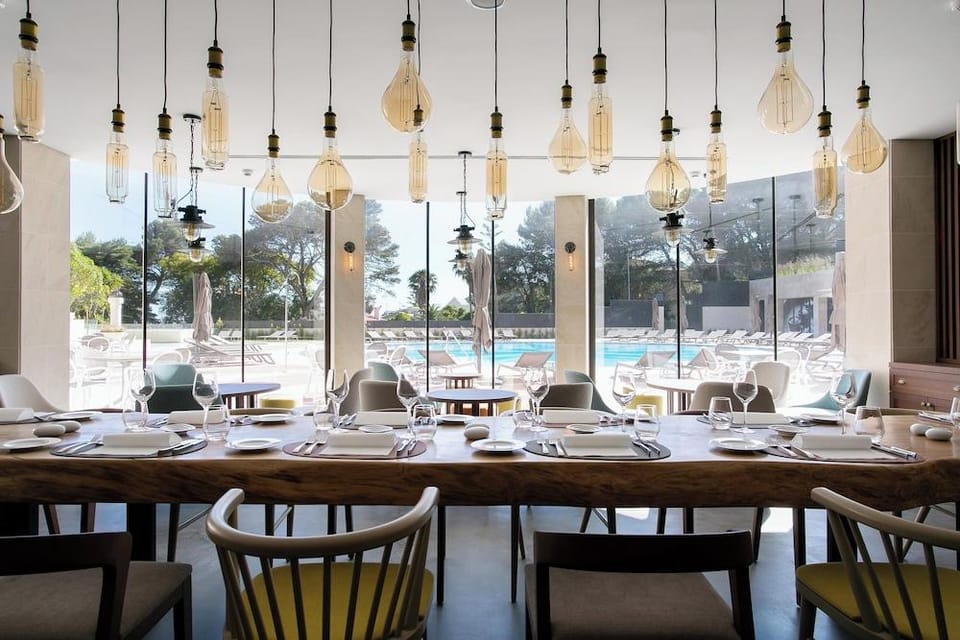Four Points by Sheraton Sesimbra Hotel in Sesimbra