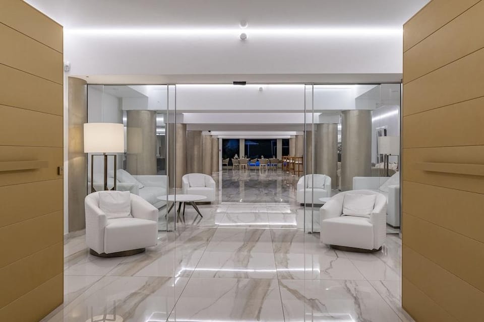 Dionysos Luxury Hotel Mykonos Hotel in Ornos