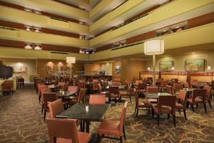 University Plaza Hotel & Convention Center Hotel in Springfield