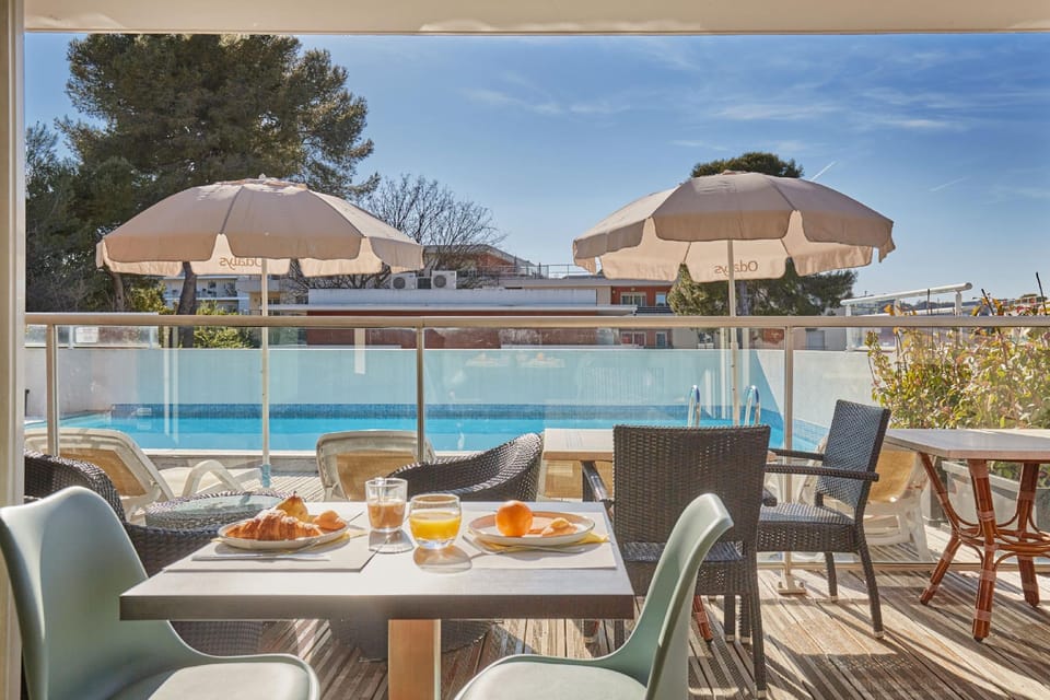 Appart'hotel Odalys Olympe Apartment hotel in Antibes