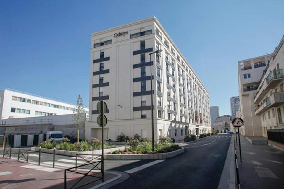 Odalys City Paris Levallois Apartment hotel in Levallois-Perret