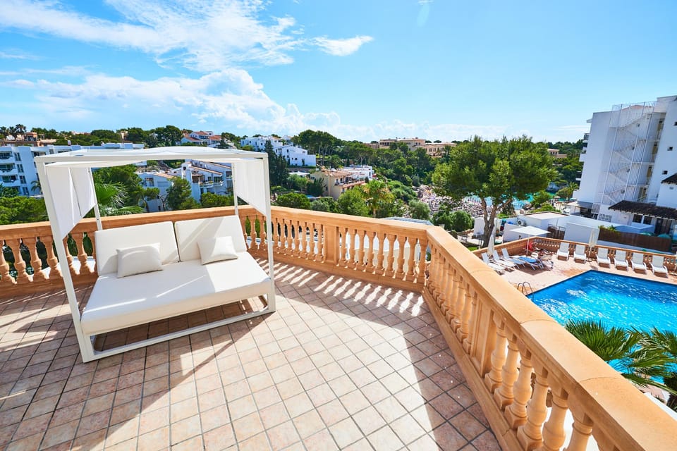Apartamentos Azul Playa Apartment hotel in Cala Ferrera