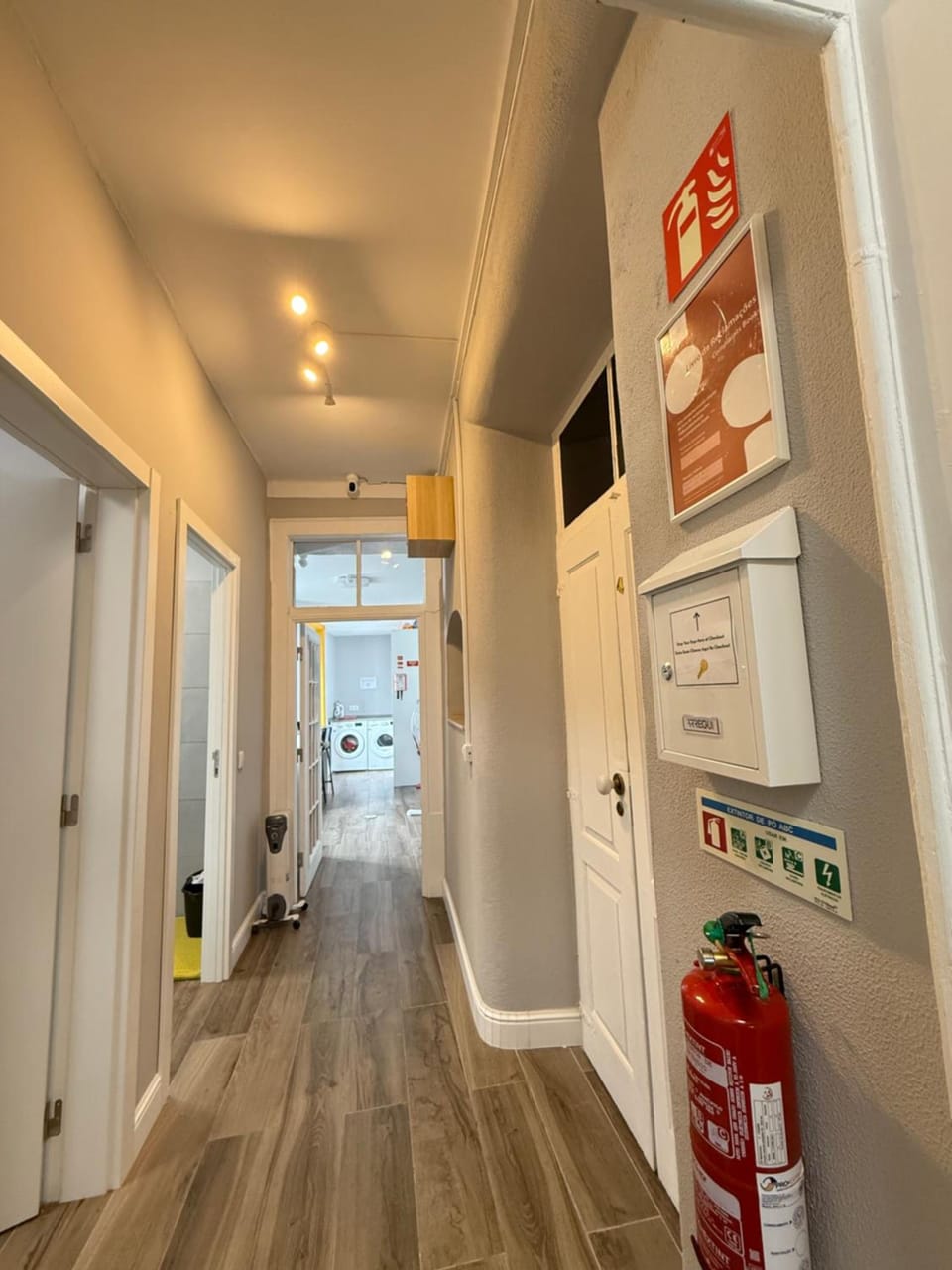 Faro Coast Guest House Hostel in Faro
