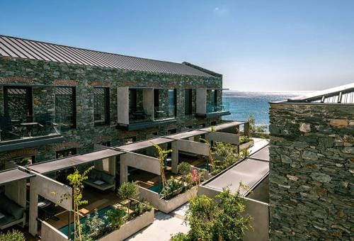 Porto Plomari Hotel in İzmir Province