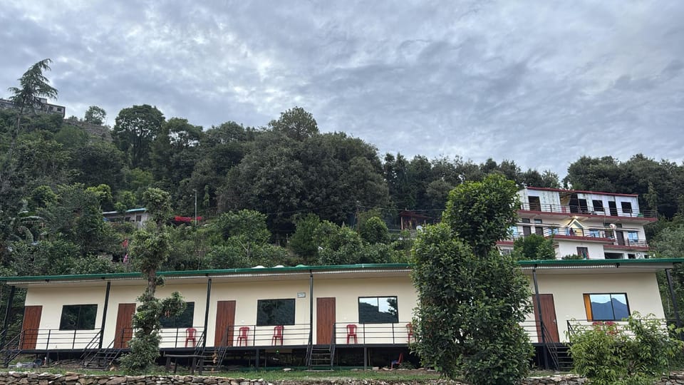 Neelkanth Resort Bed and Breakfast in Uttarakhand