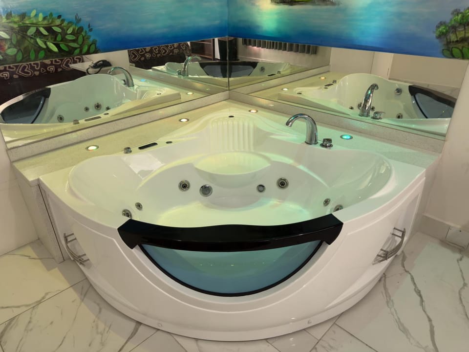Hot tub