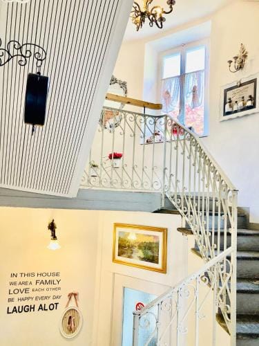 Casa Angiolina - Holidays Hotel in Canton of Ticino