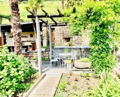 Casa Angiolina - Holidays Hotel in Canton of Ticino