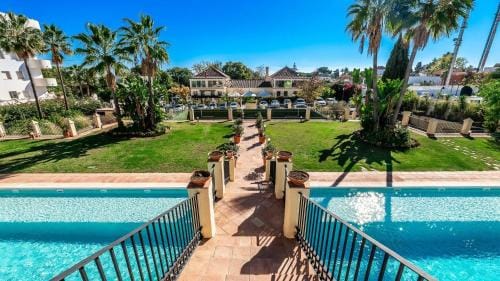 Marbella Golden Mile Villas Hotel in Marbella