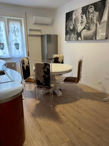 Sea Breeze Suites Hotel in Livorno