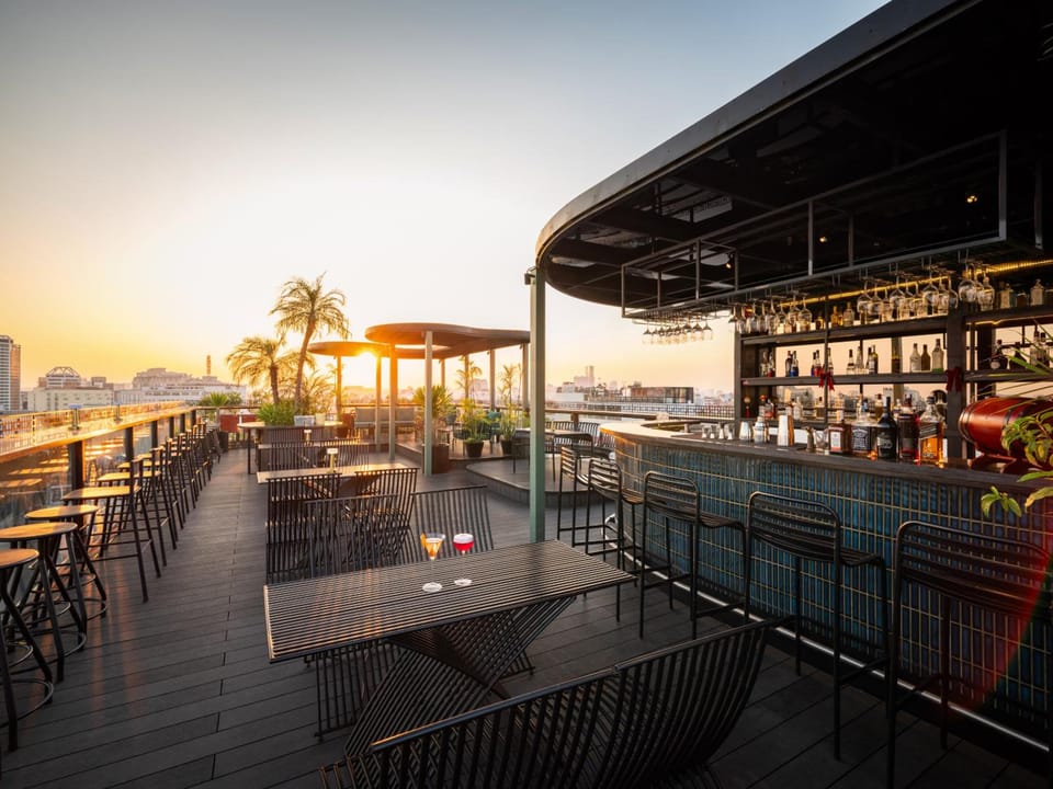 Bar/lounge