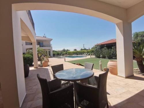 Orchard Blossom Private Villa With Pool Hotel in Sotira