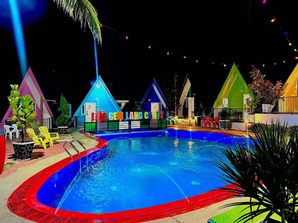 Swimming pool