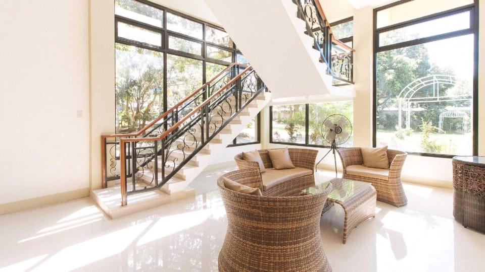 OYO 1152 Hotel Precious Garden Place Hotel in Calabarzon