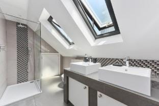 Spacious 3-Bedroom Duplex Near London’s South Bank - Peaceful & Central Hotel in London Borough of Southwark