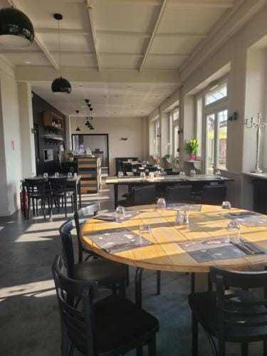 Auberge anglefort Hotel in Haute-Savoie