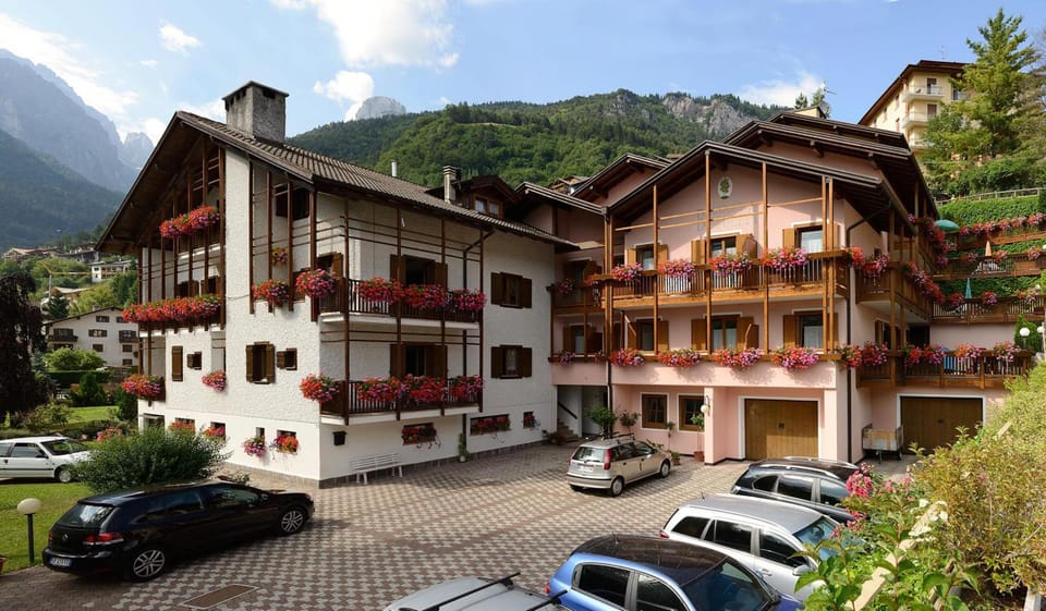 Residence Betulla Molveno Hotel in Molveno