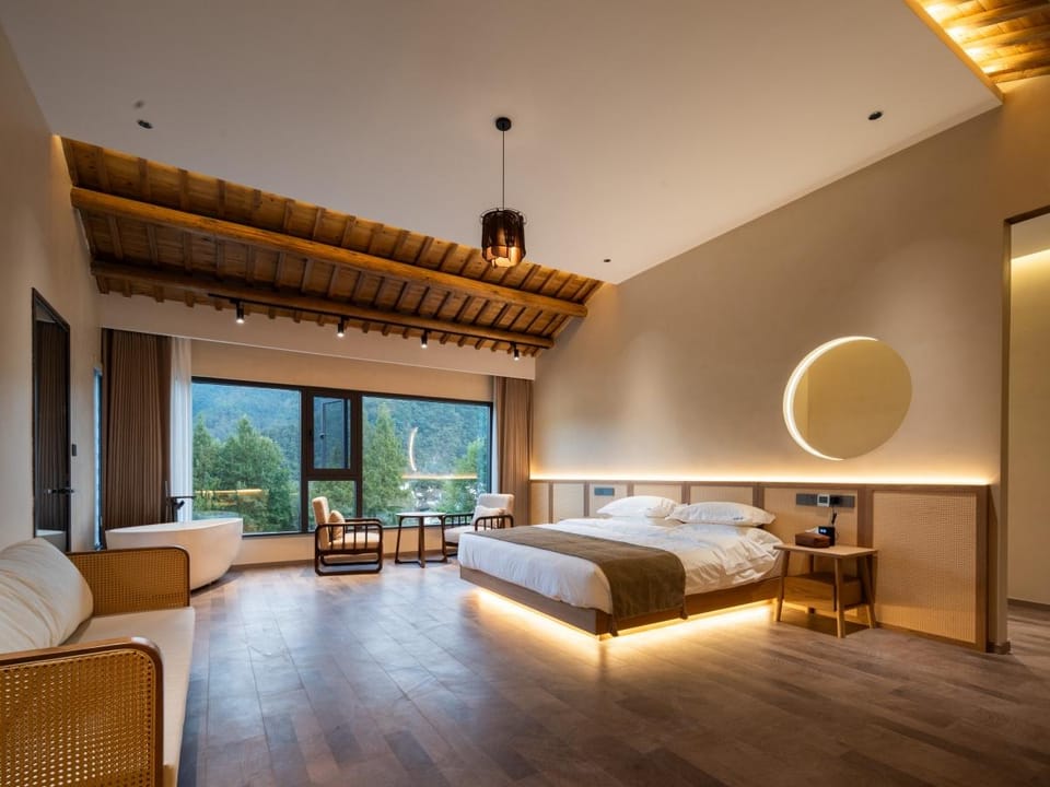 Floral Hotel  Shuilushan Mingju Hotel in Zhejiang